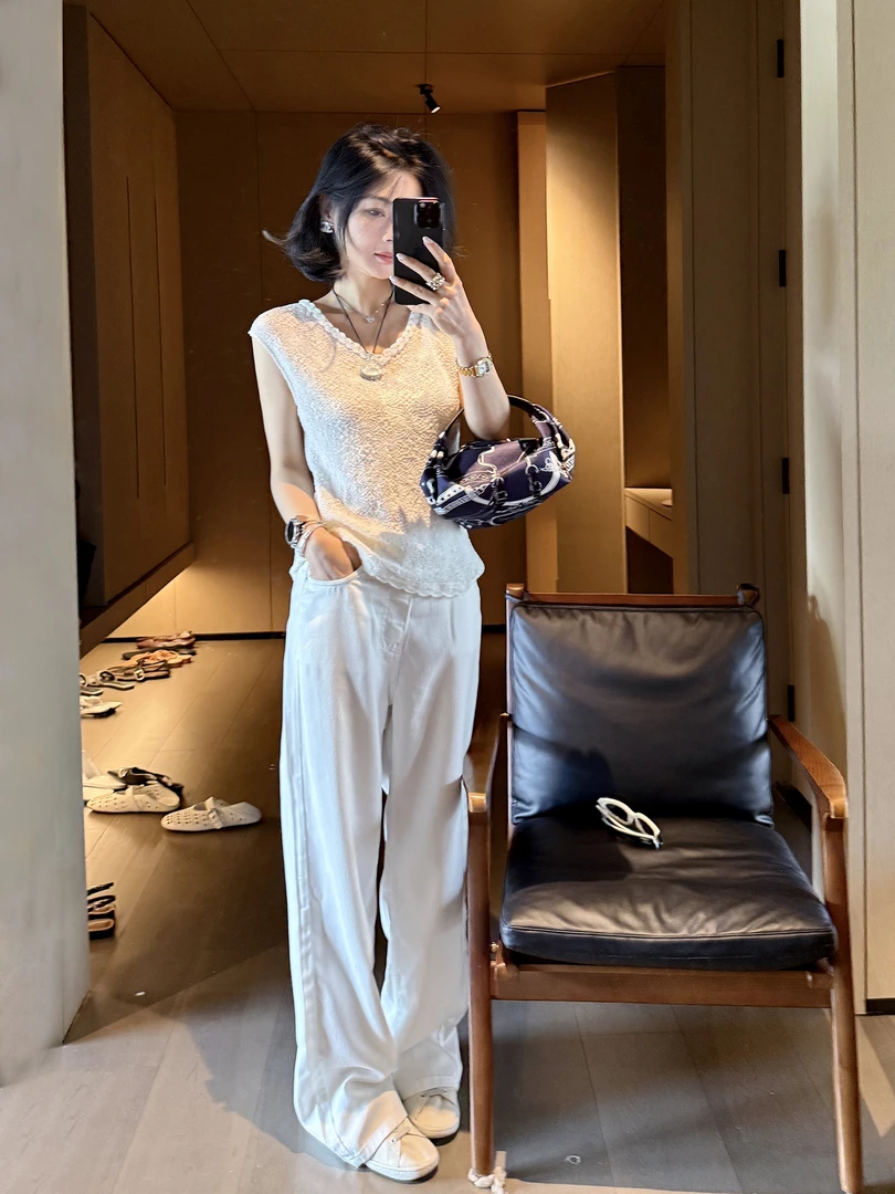 TheLOE/莱赛尔微光细闪自带凉感小白牛牛仔裤#LE-1313