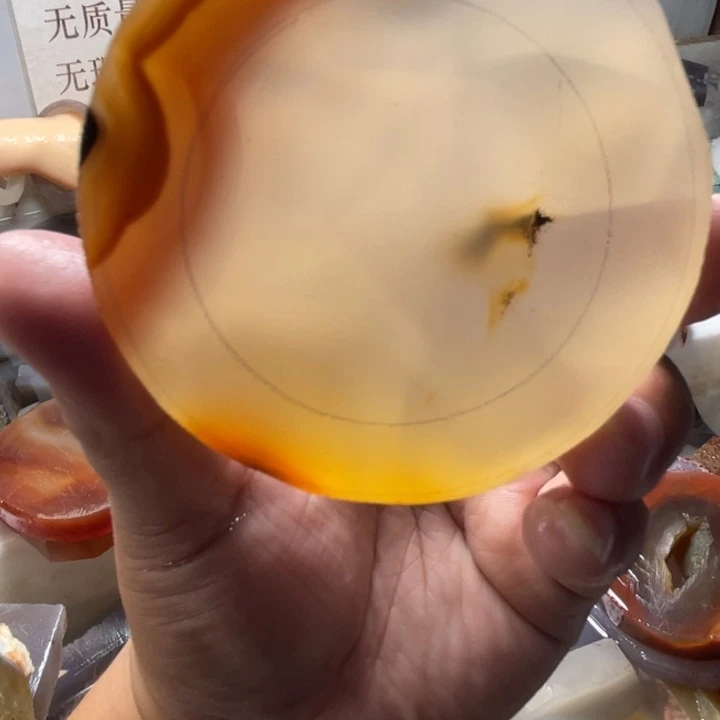 兀***定制玛瑙私人定制玛瑙手镯，不支持七天无理由退换