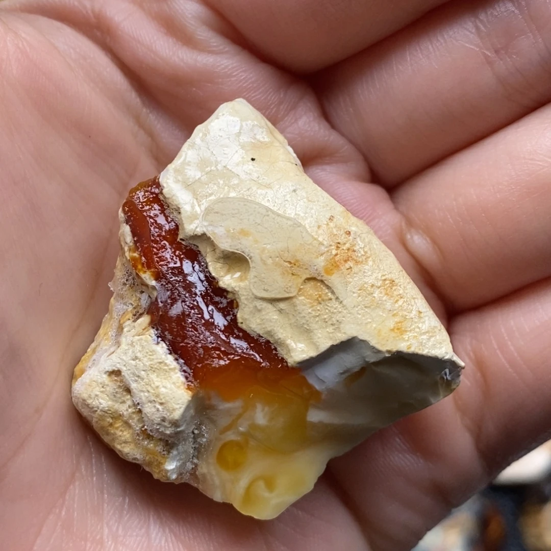 定制琥珀未镶嵌蜜蜡