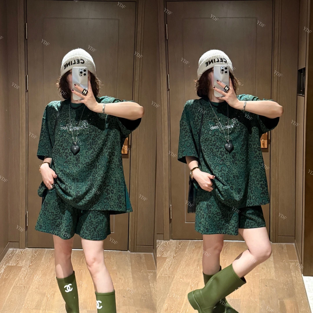 YDFSTUDIO小众【夏日派对】欧货高品重工烫钻设计豹纹上衣+短裤套装