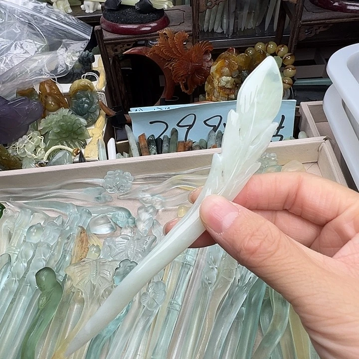 蛇纹石玉未镶嵌发簪