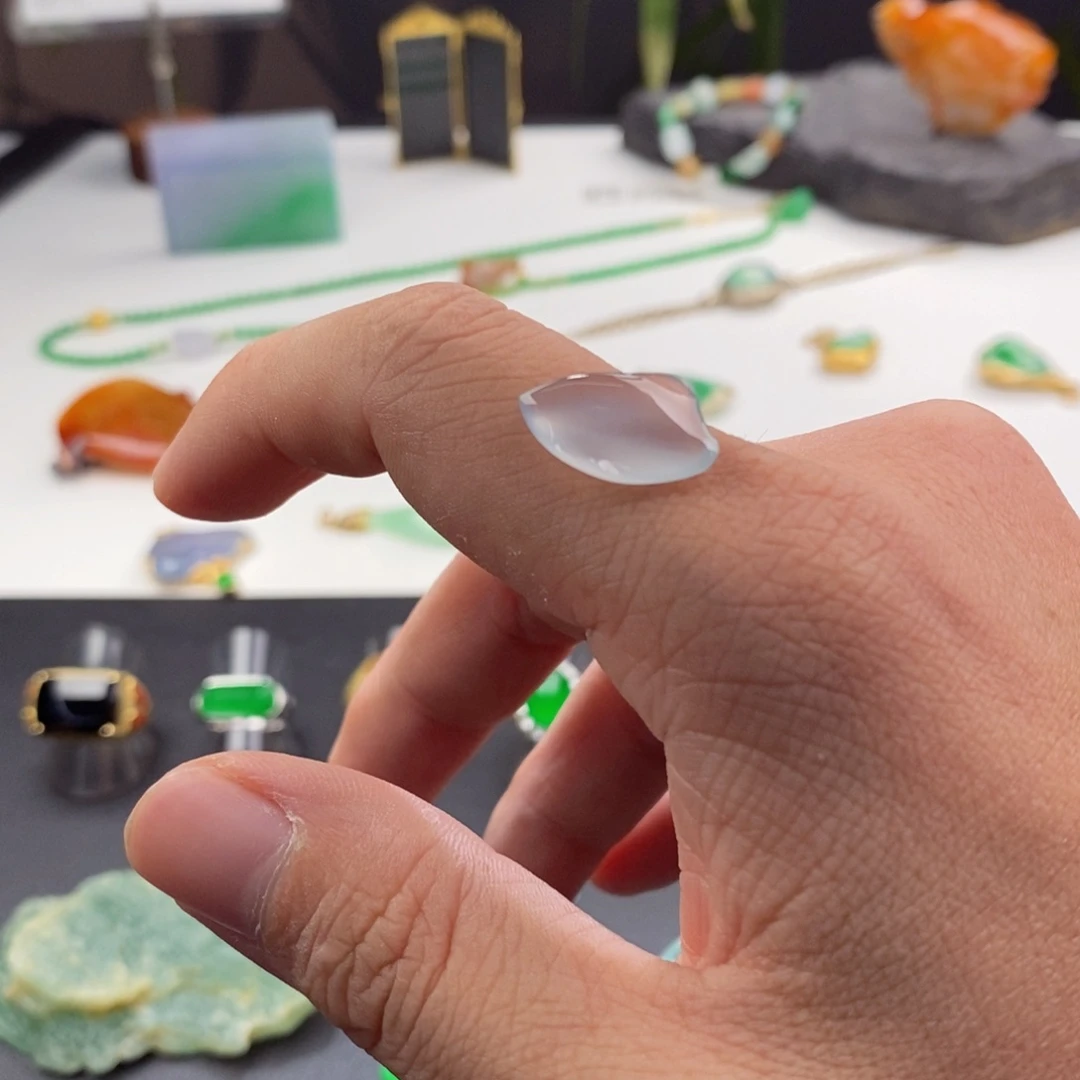 定制翡翠未镶嵌裸石