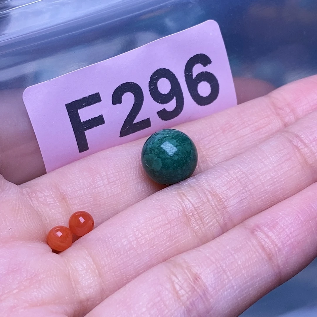 沉***默未镶嵌南红玛瑙珠宝奇石