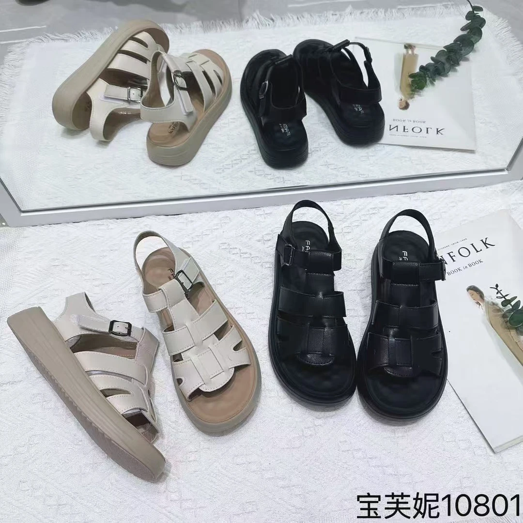 10801夏季新款女时尚防滑凉鞋
