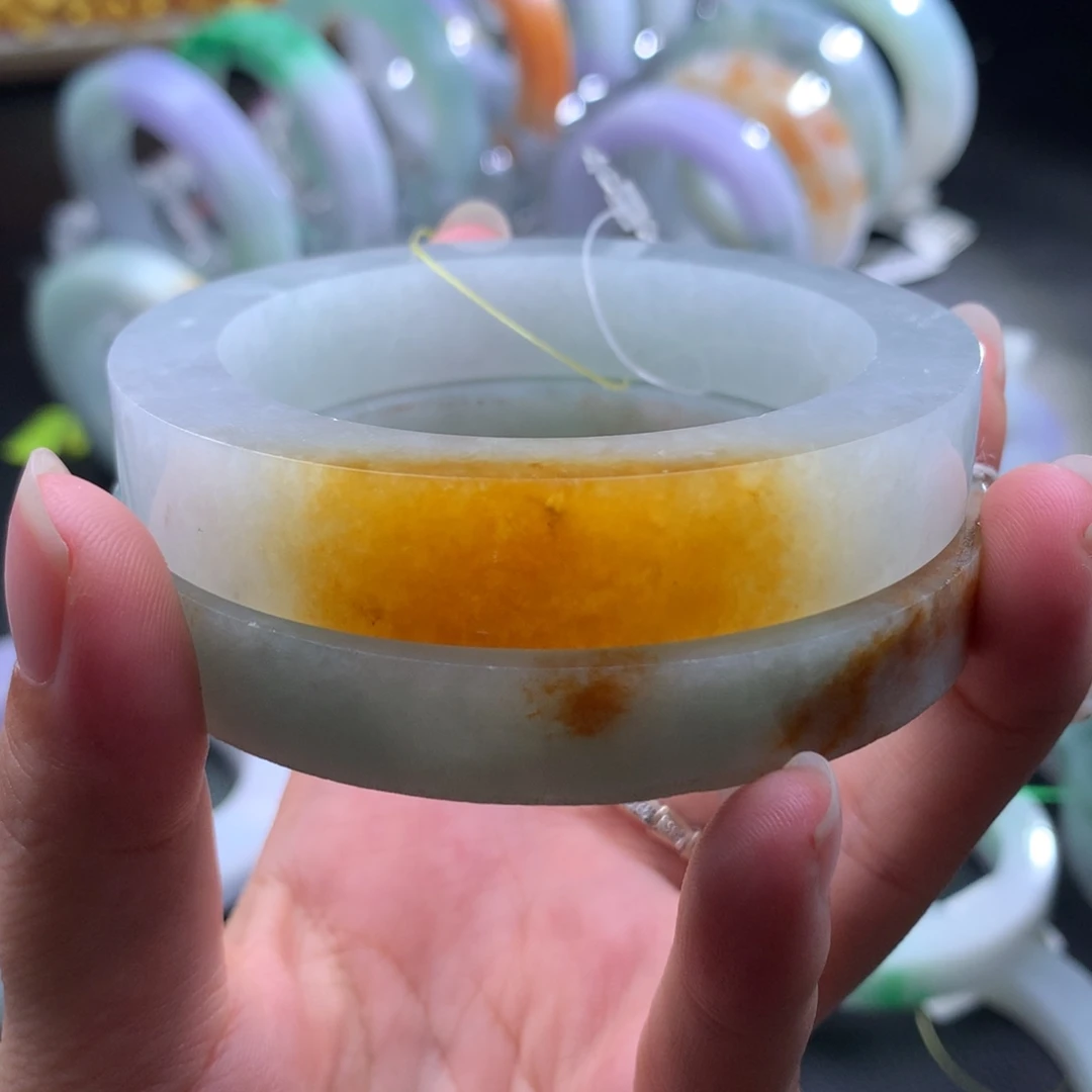 定制翡翠未镶嵌翡翠手镯定金