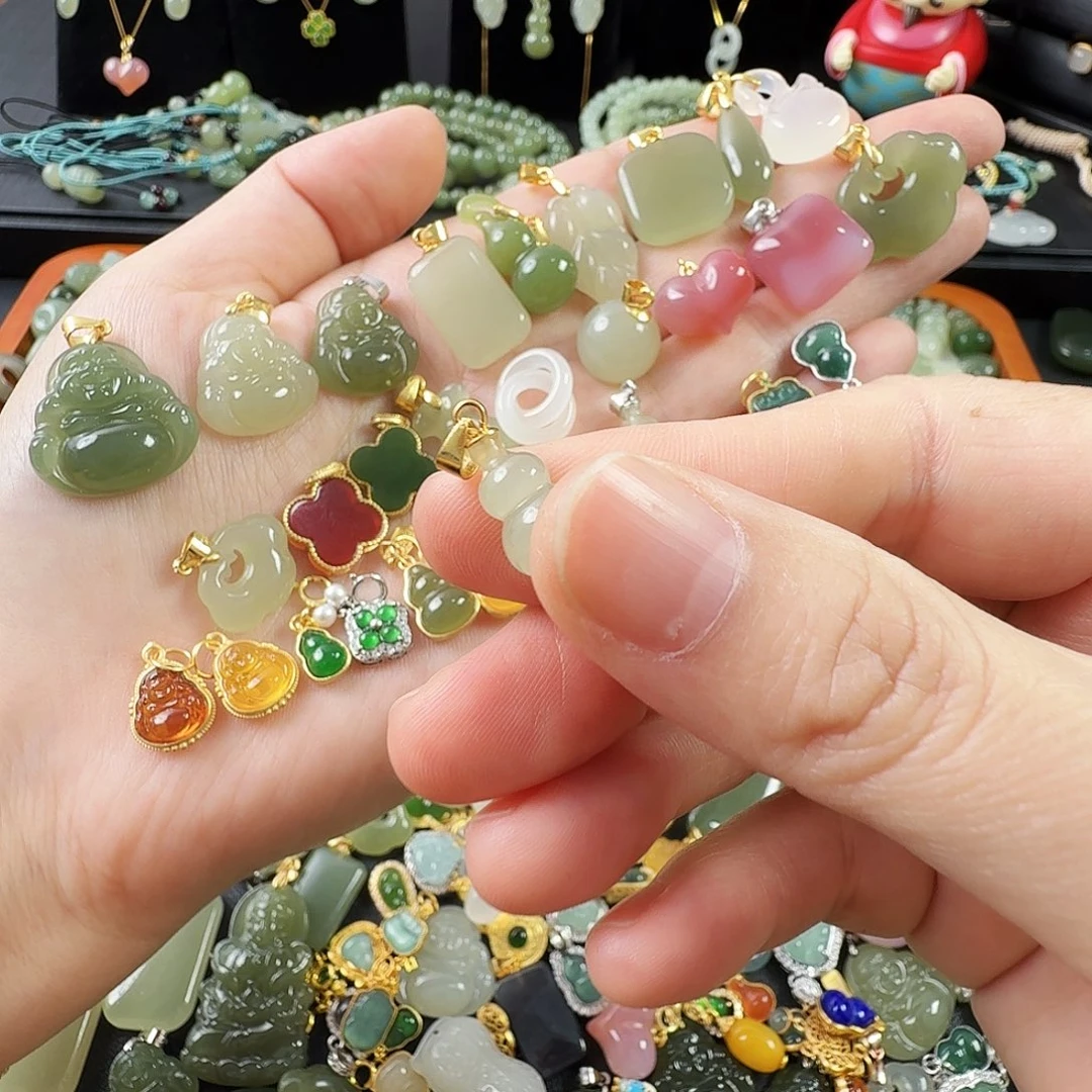 和田玉银S925镶嵌颈饰