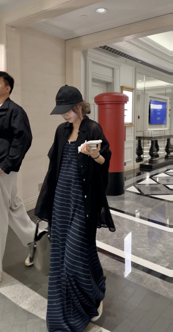 AMAZING IN | 棉质 | 显瘦条纹吊带连衣裙女A250509-AI54BJS27391