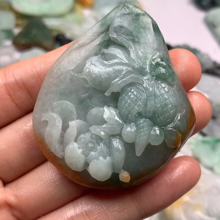 定制翡翠未镶嵌翡翠