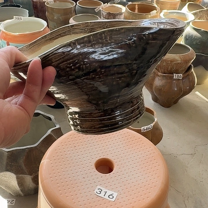 口23高13带孔微瑕