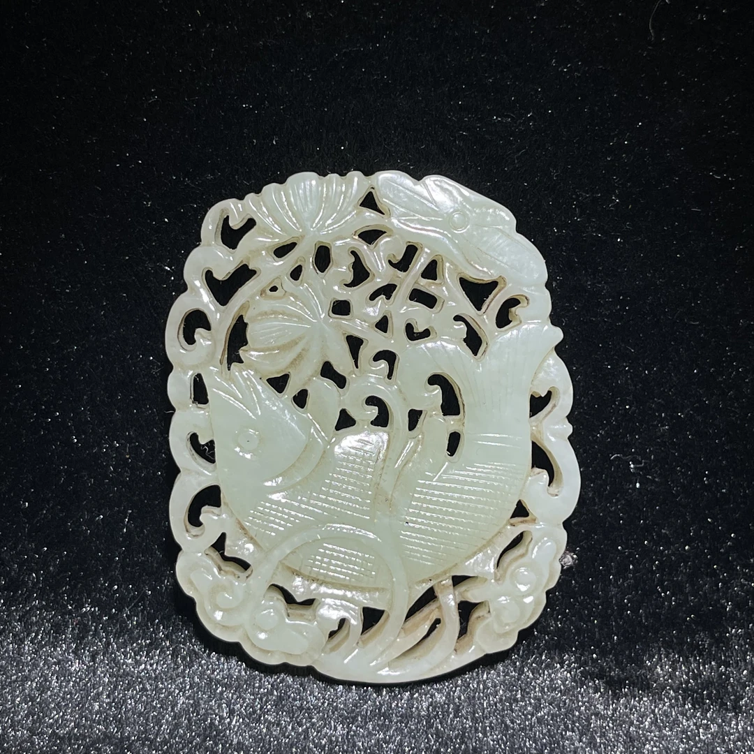 臻藏（8A）和田玉镂空玉佩2502150024