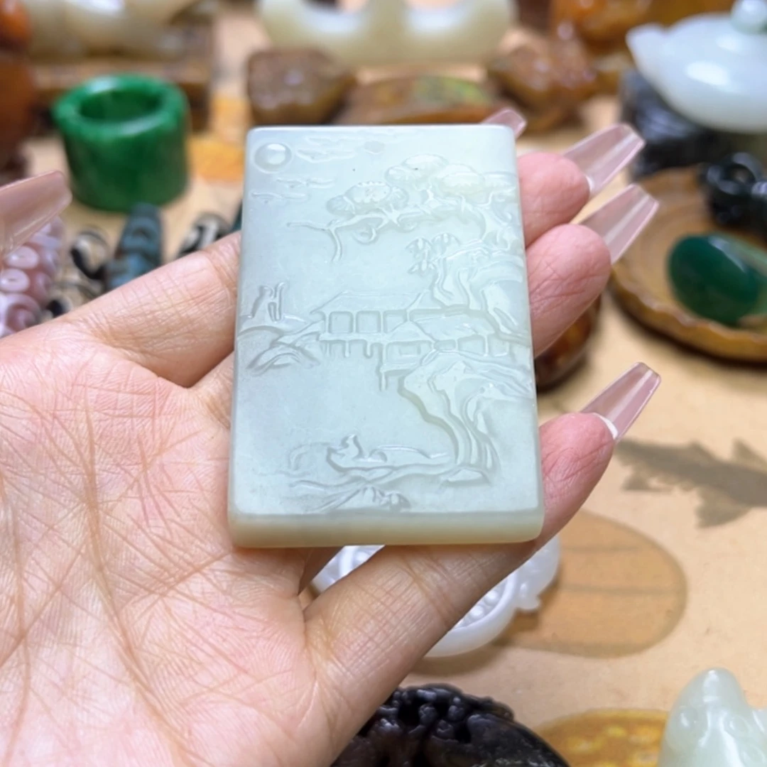 【闪购商品】蛇纹石玉颈饰未镶嵌