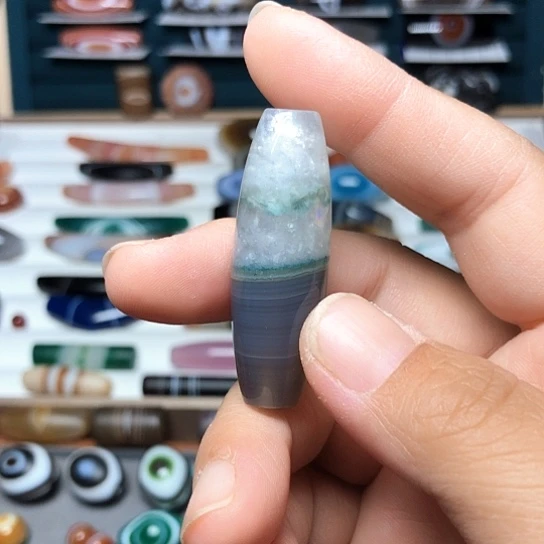 未镶嵌颈饰玛瑙/玉髓