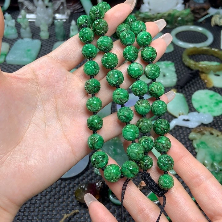 翡翠挂件未镶嵌空*空