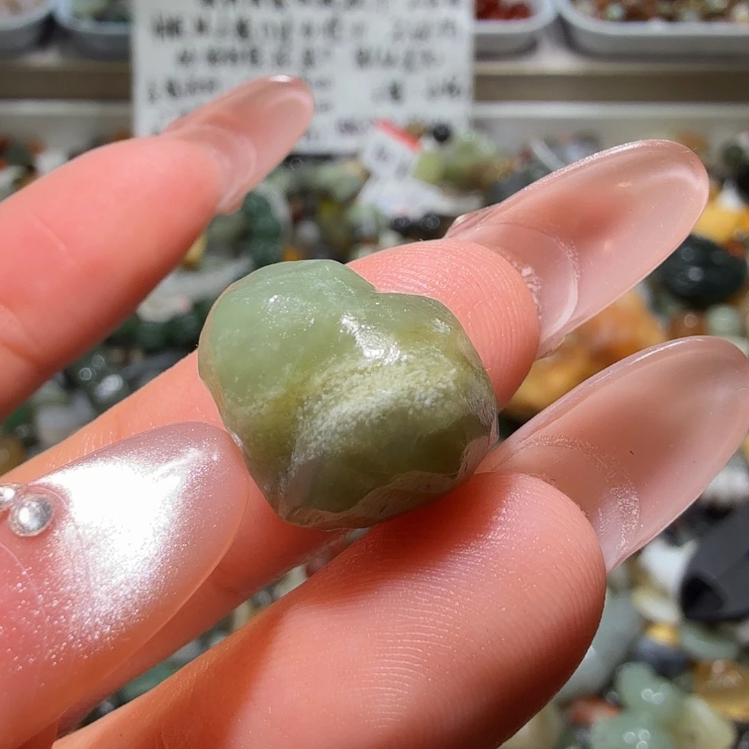 和田玉未镶嵌珠宝奇石