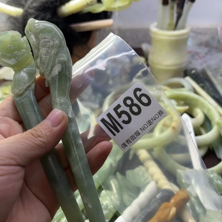 蛇纹石玉发饰合金丫*?