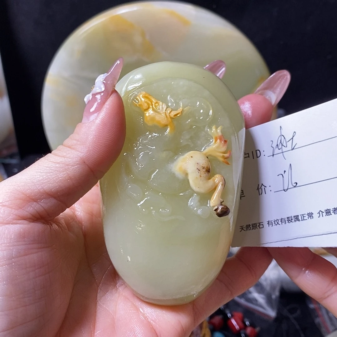 石材绅****生古青石手把件