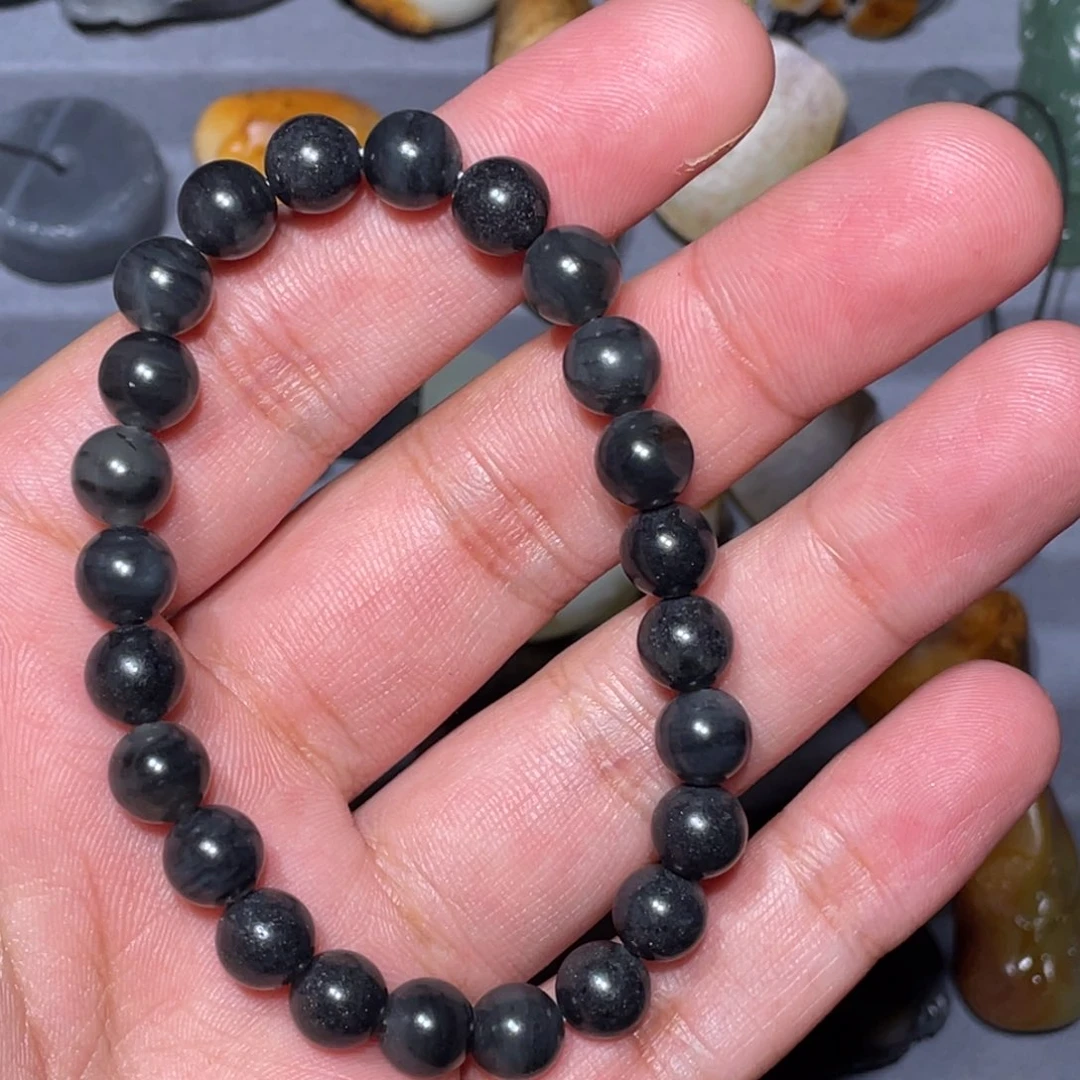 百***驾和田玉未镶嵌颈饰