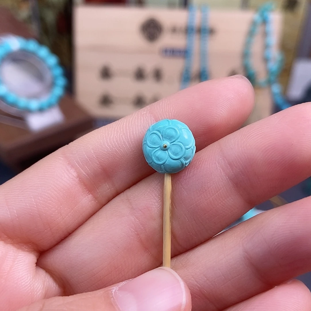 绿松石配饰未镶嵌