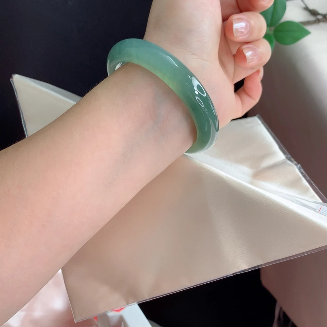 未镶嵌手镯翡翠,35号