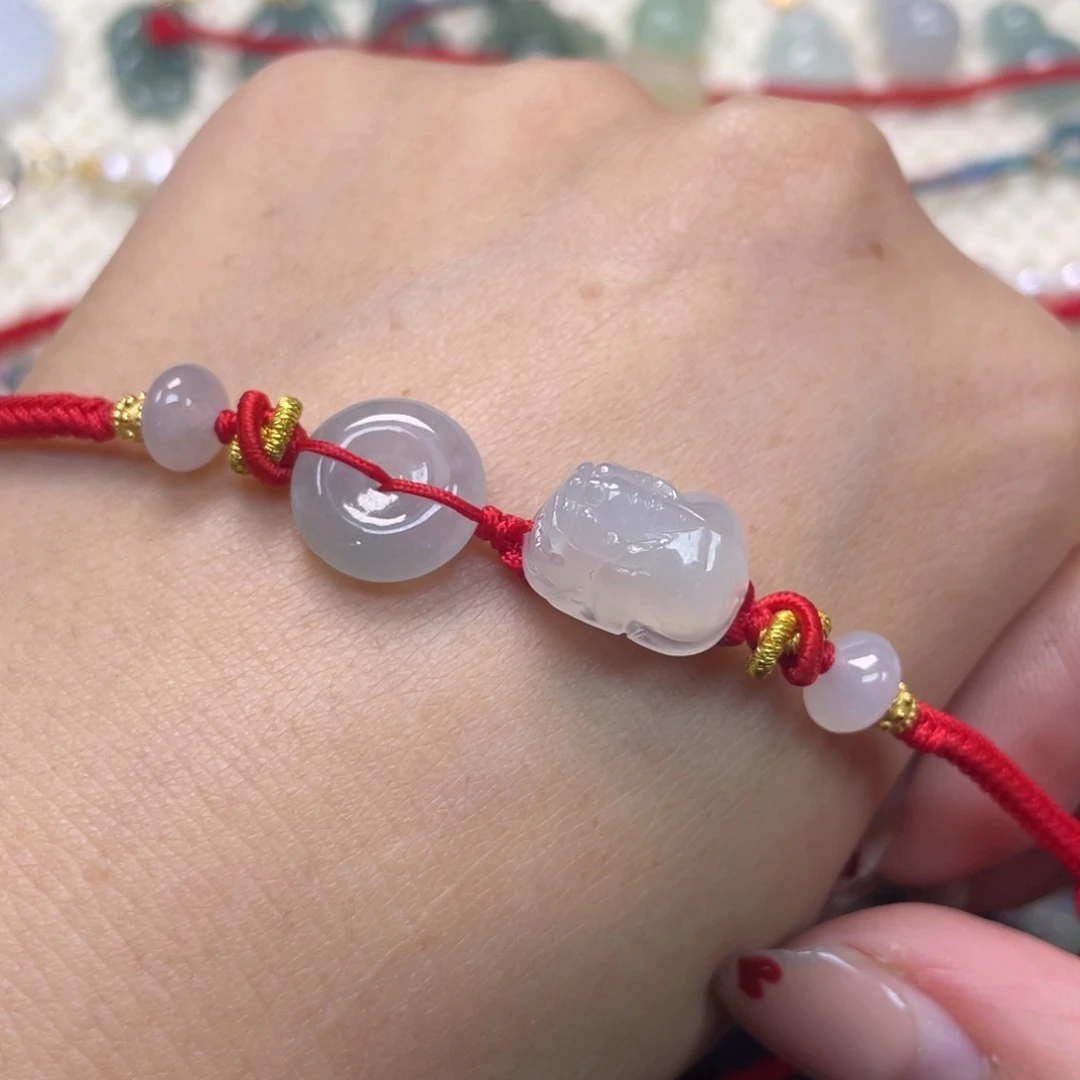 A***翡翠未镶嵌手绳89000000