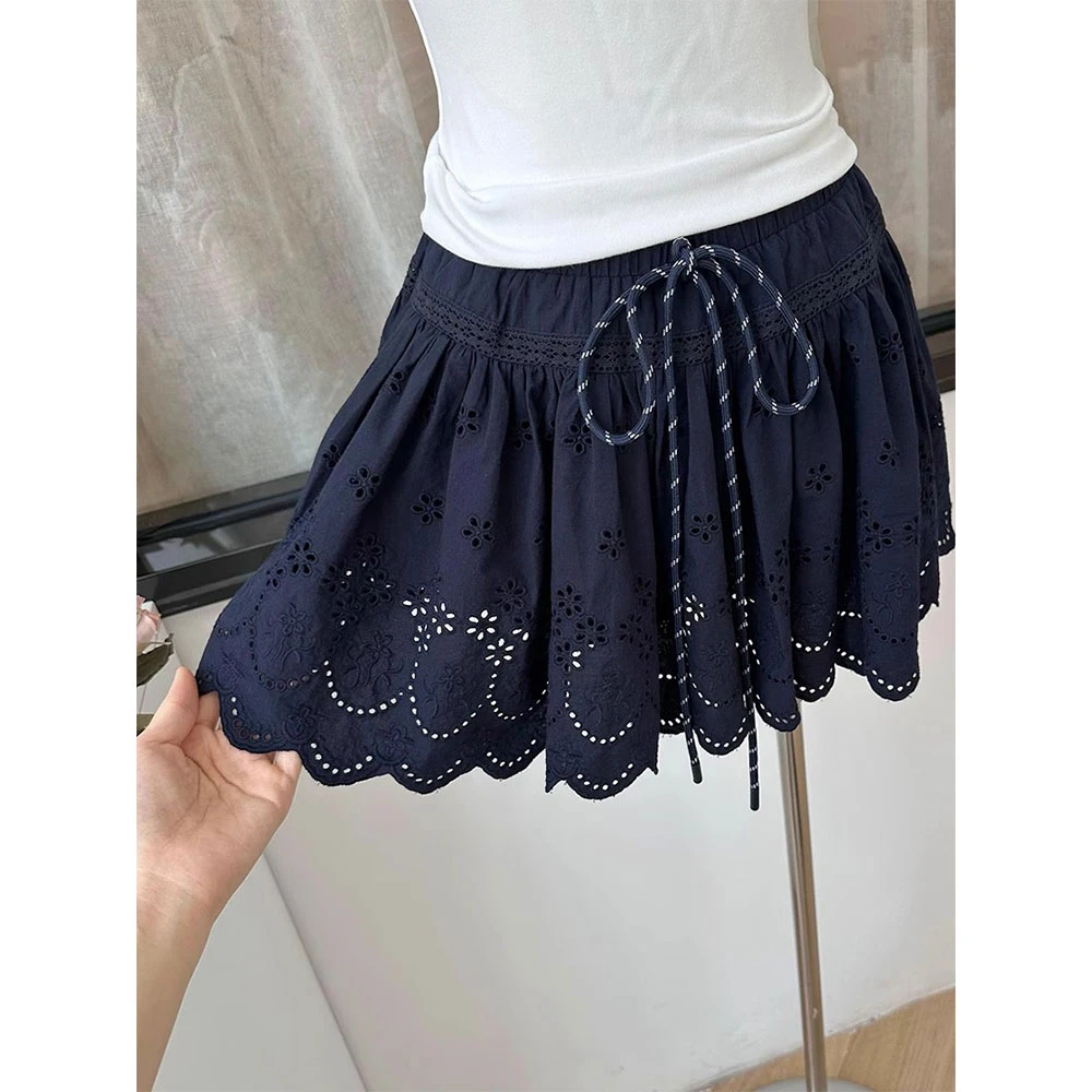 2025年春夏新款时尚气质高级感纯色镂空时髦百搭显瘦A字半身裙女