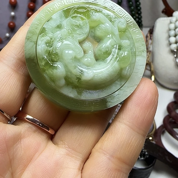 蛇纹石玉未镶嵌手把件