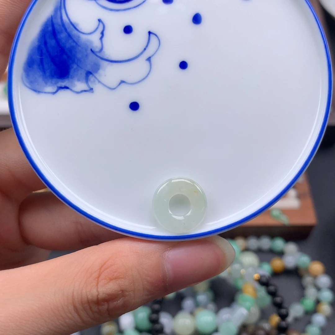 翡翠散珠M*¹d1071翡翠
