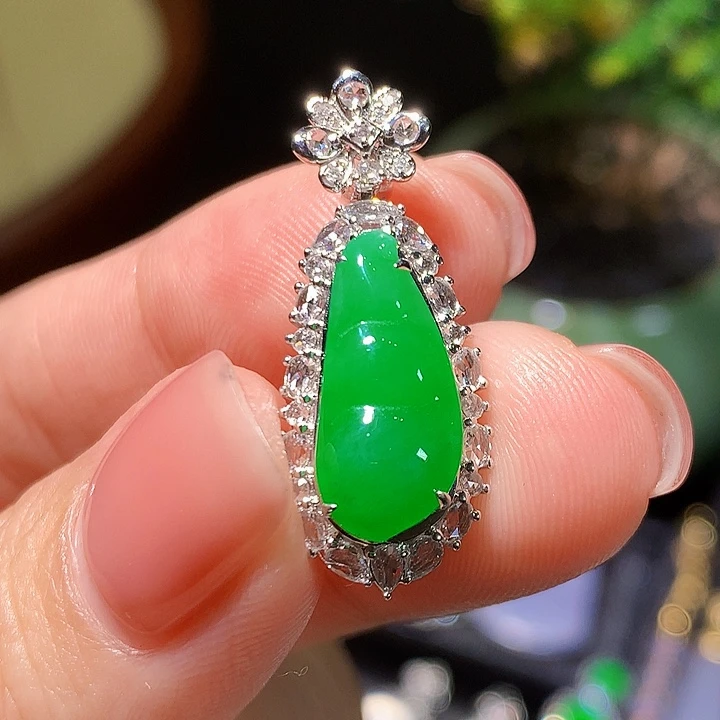 翡翠18K金镶嵌吊坠(不含链)