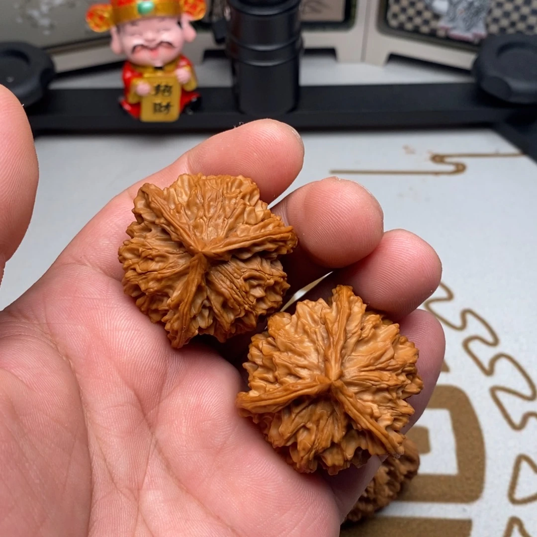 文玩核桃把件盘山三棱41尺天花板