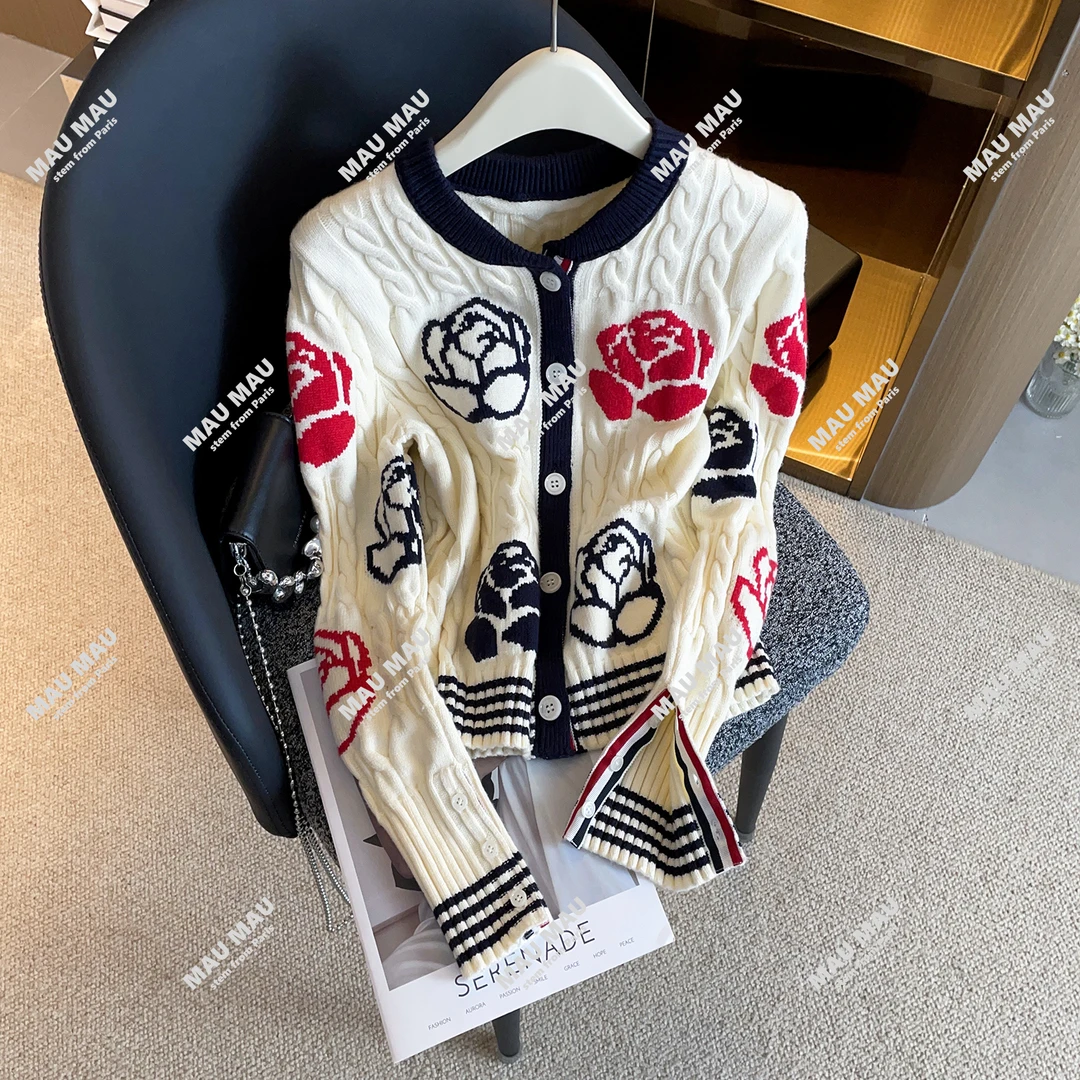 2025新款重工玫瑰气质针织开衫小香风显瘦别致上衣 MAU1399