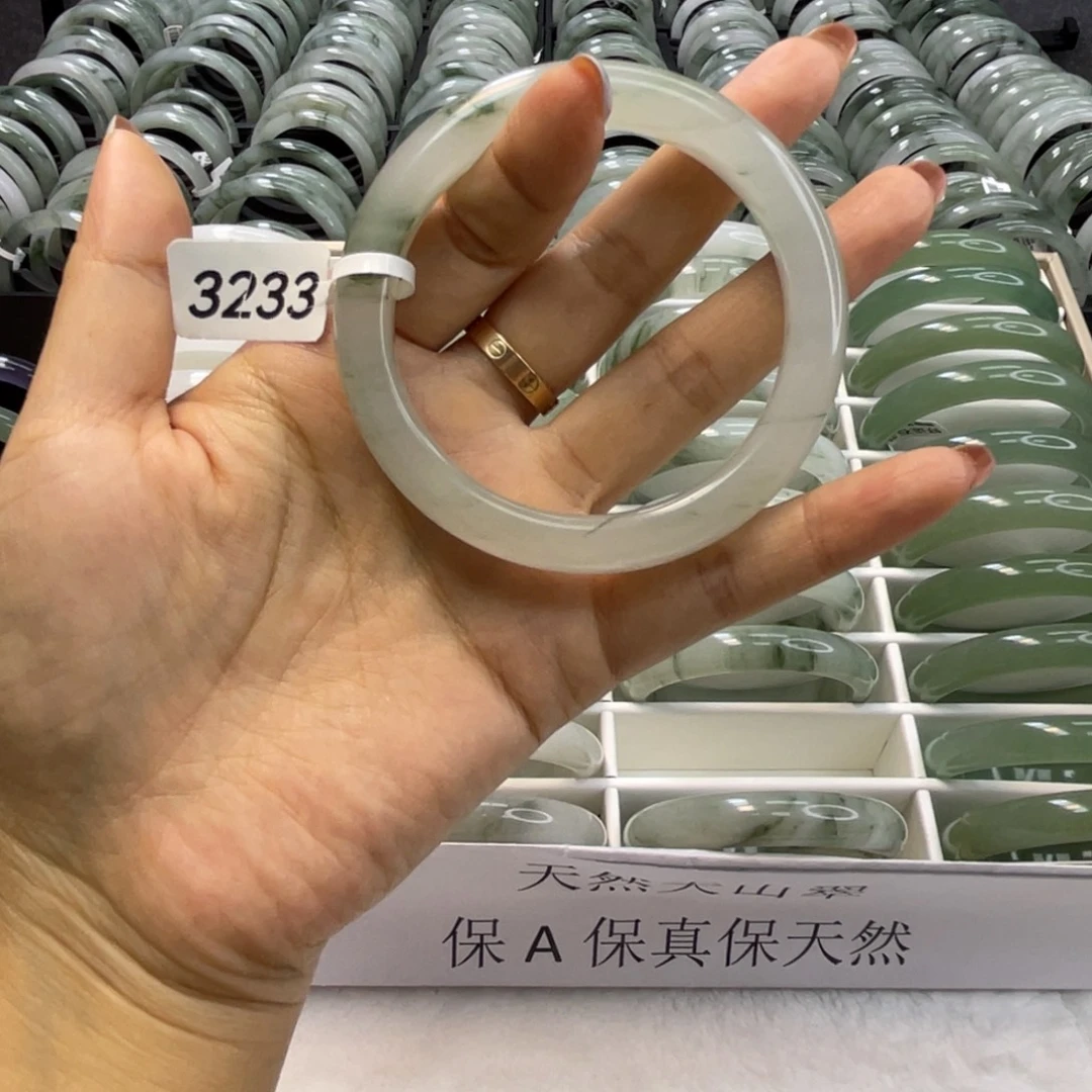 未镶嵌手镯石英岩玉3233