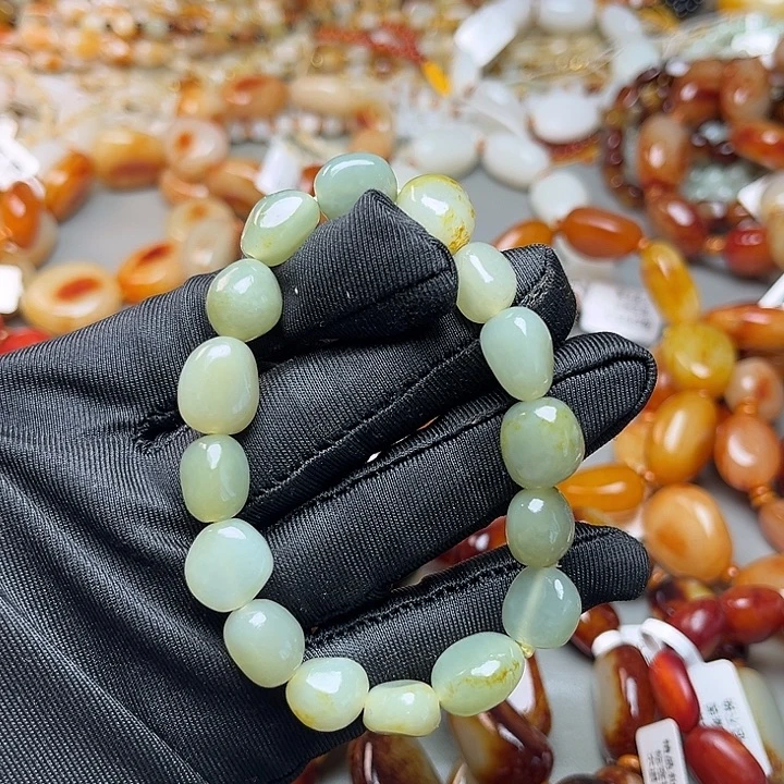 和田玉未镶嵌手链