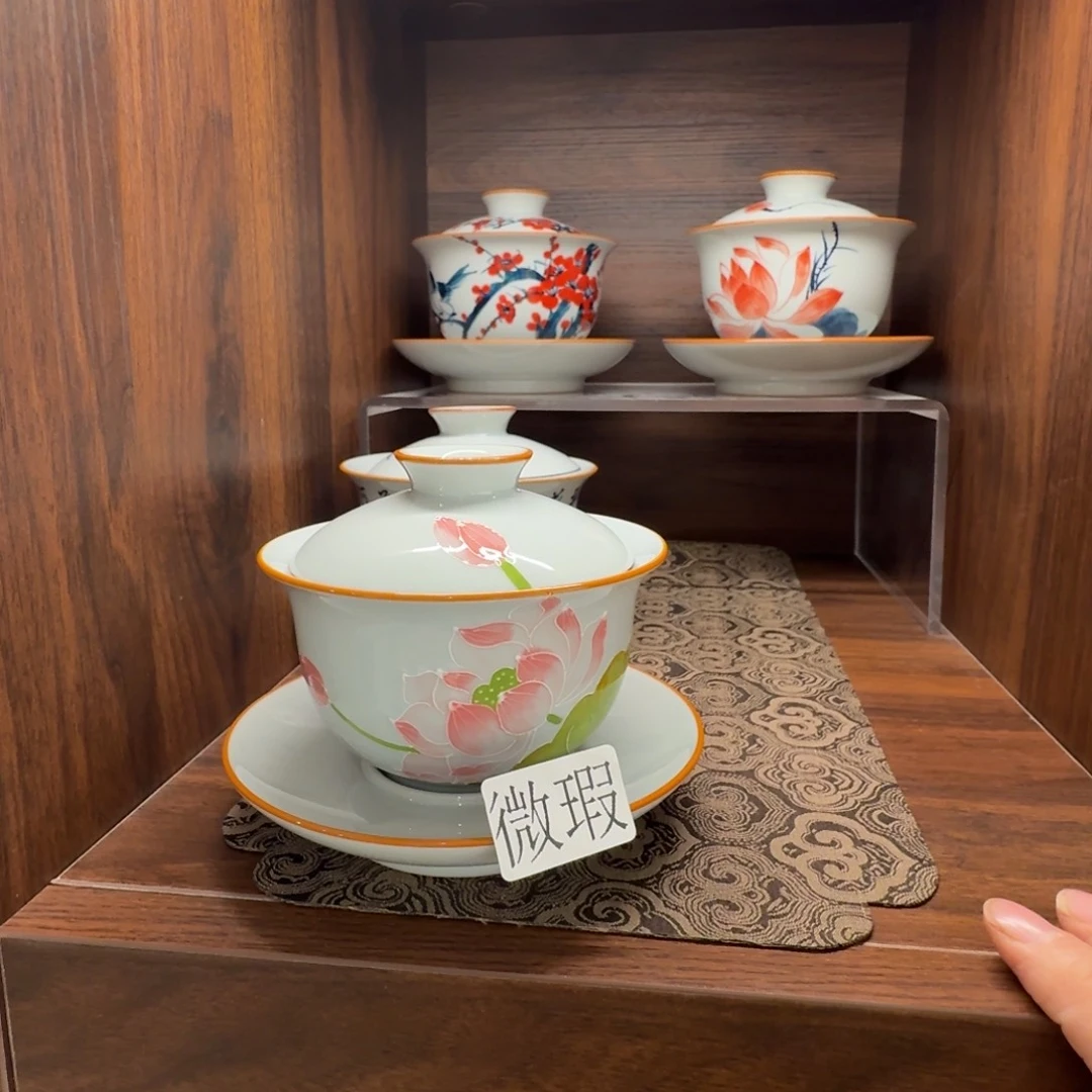 釉下手绘茶具微瑕