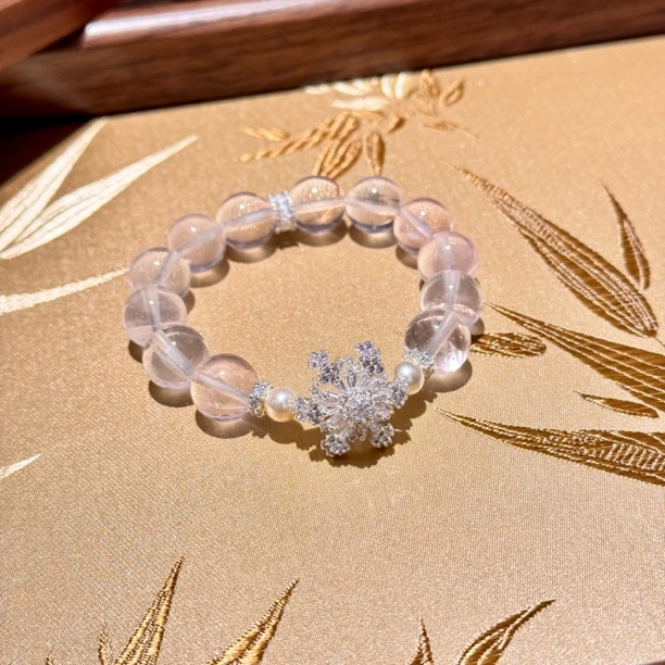 【邂逅】天然粉水晶（莫桑比克粉)旋转雪花设计款手链