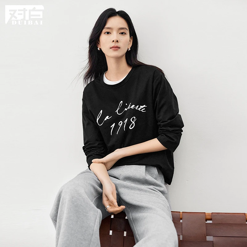 对白字母印花圆领长袖T恤打底衫女2025春季新款白色休闲内搭上衣