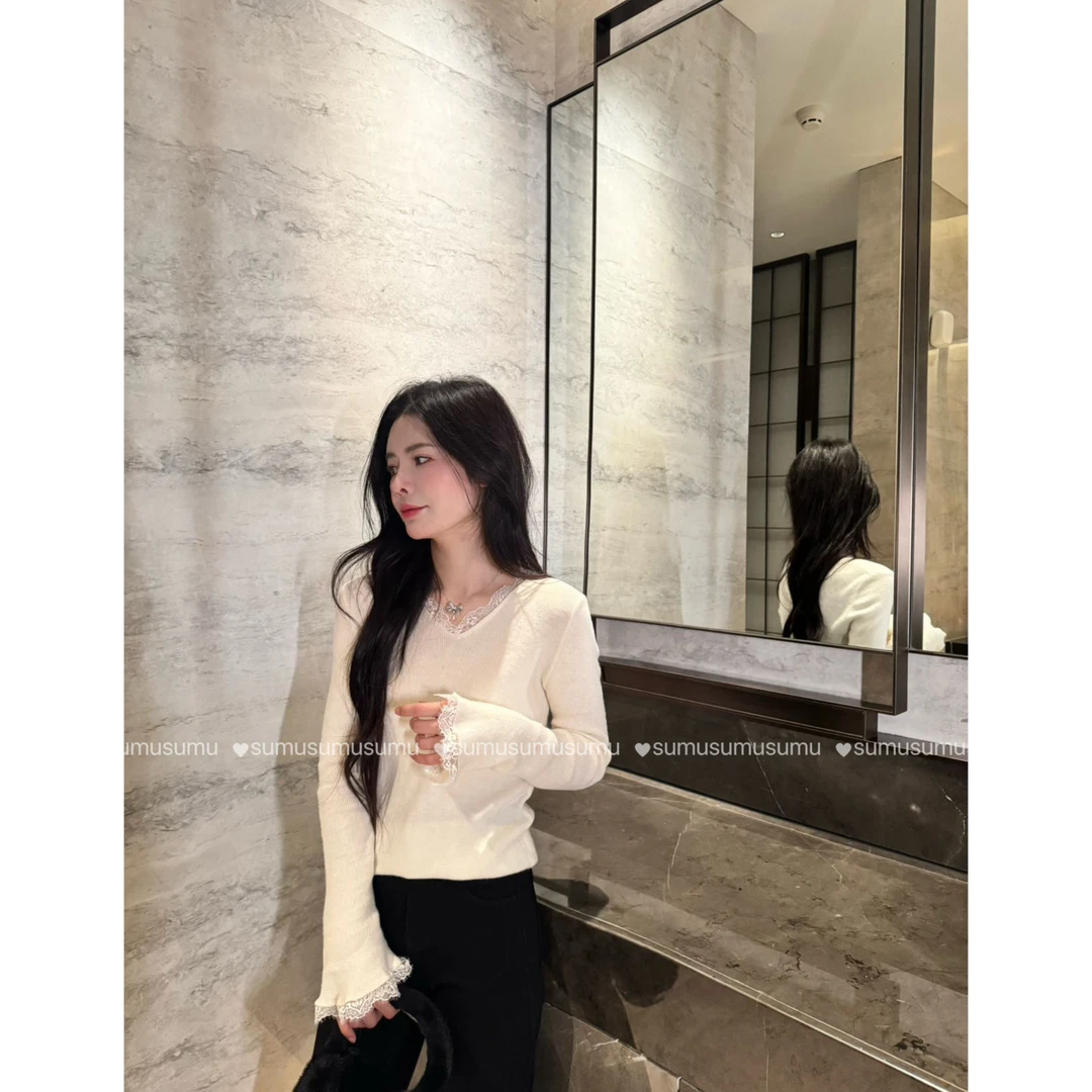 宿慕SUMU 时尚洋气蕾丝拼接套头毛衣11-17冬季新款V领针织衫28388