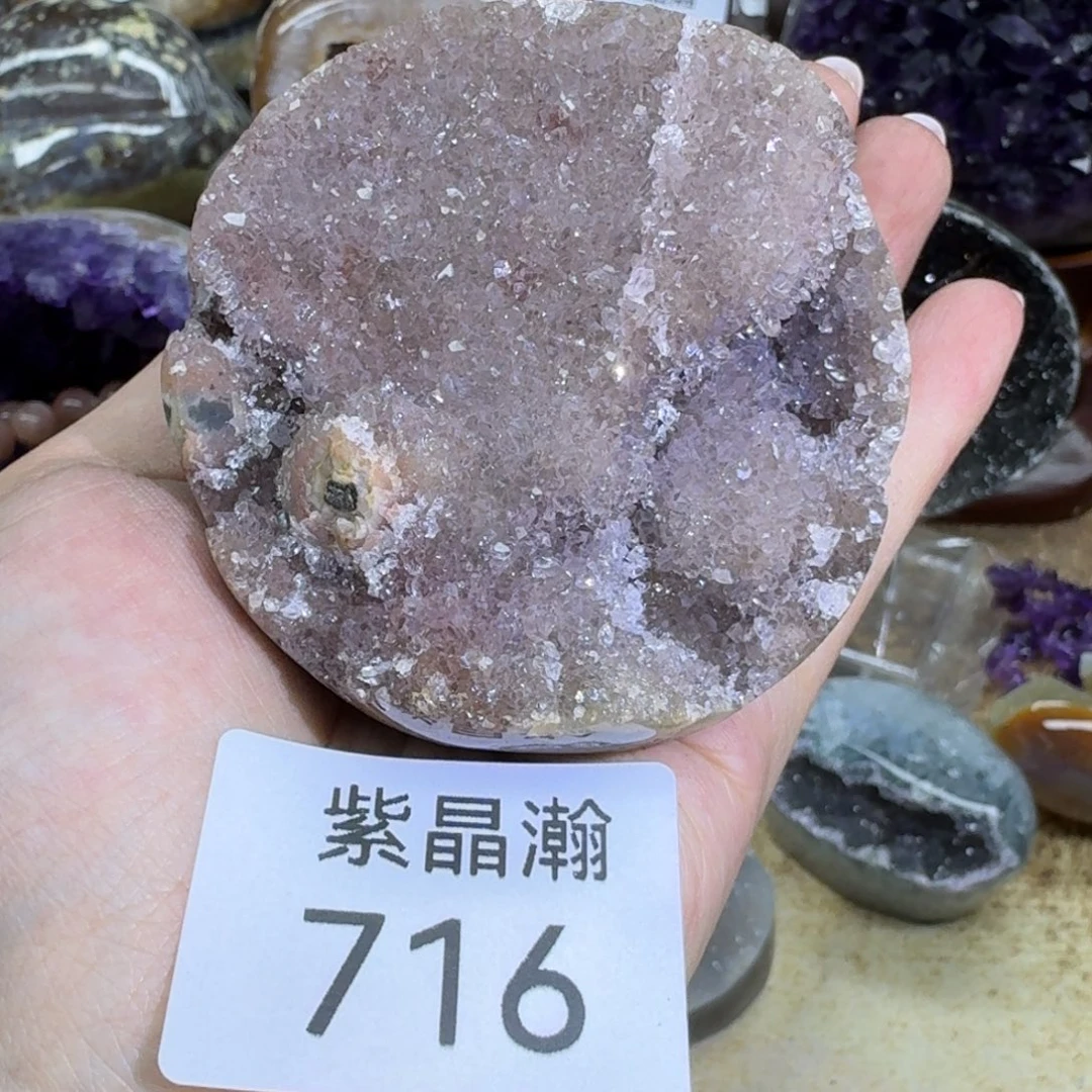 未镶嵌水晶大型摆件（非配饰）