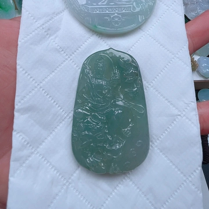辉***辉翡翠未镶嵌吊坠(不含链)