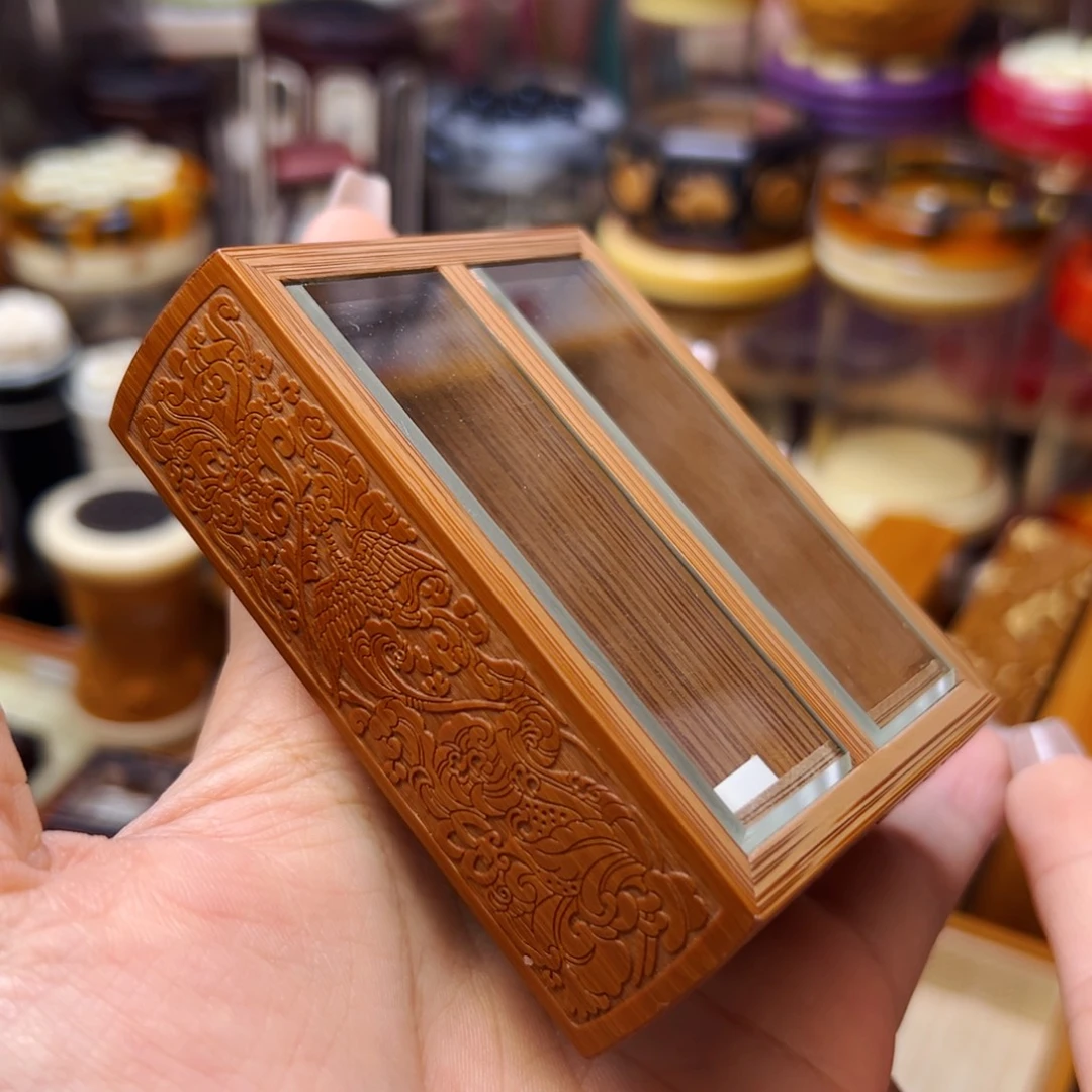 张胜林雕刻竹林盒不带虫