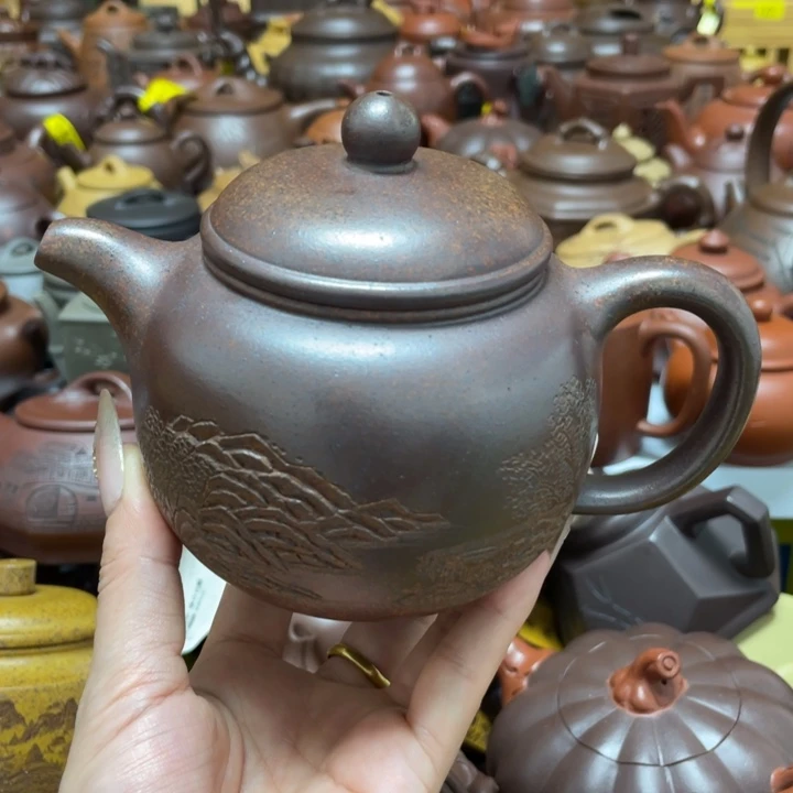 底槽青茶壶紫砂艺术作品