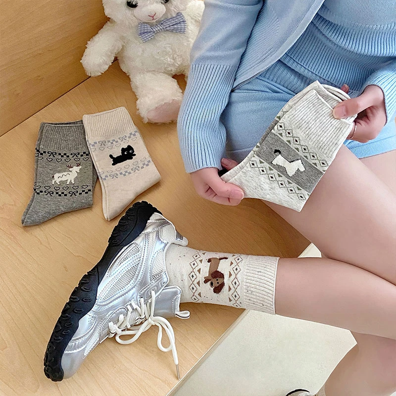 白色费尔岛袜子女款棉袜中筒袜春秋款2025新款爆款可爱堆堆袜夏季