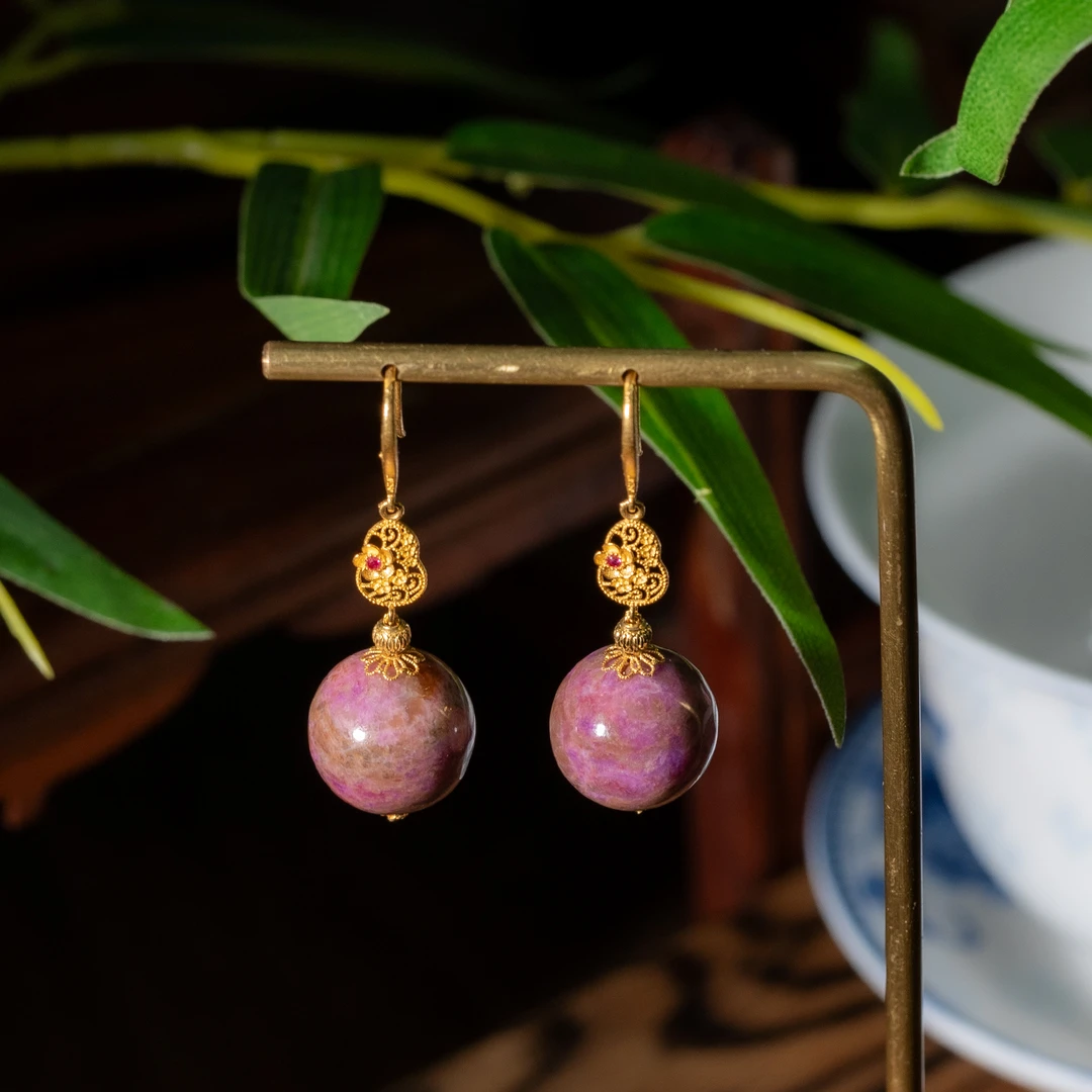 世间臻宝-18K金樱花舒俱来圆珠耳钩/13mm+-/多样性发一对/P7411