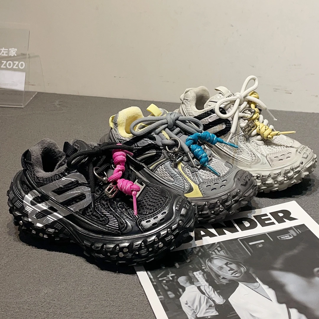 左左家冬季中大童做旧潮酷榴莲底加绒老爹鞋男女童抗寒防滑运动鞋