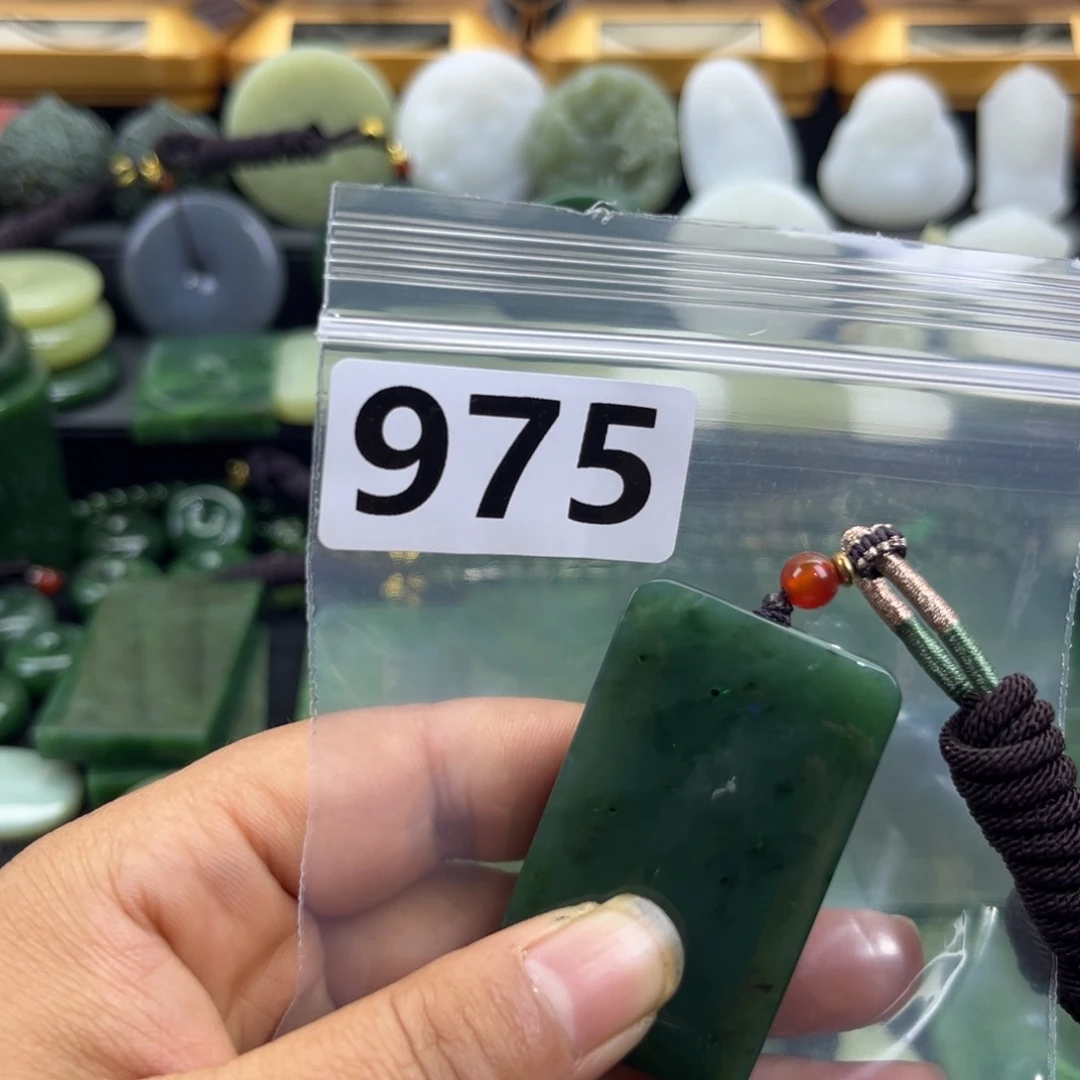 和田玉未镶嵌珠宝半成品