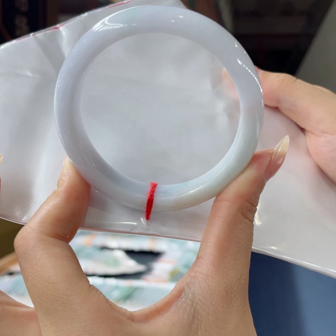 翡翠手镯未镶嵌买断