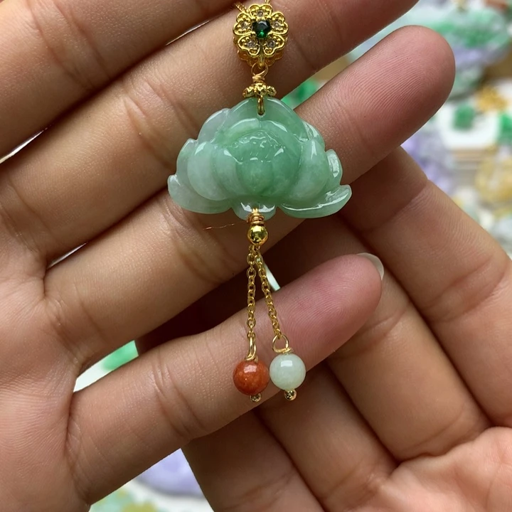 颈饰未镶嵌翡翠翡翠