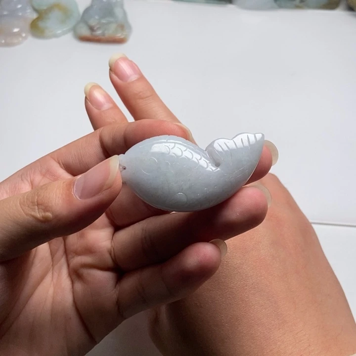 翡翠未镶嵌颈饰鱼牌6