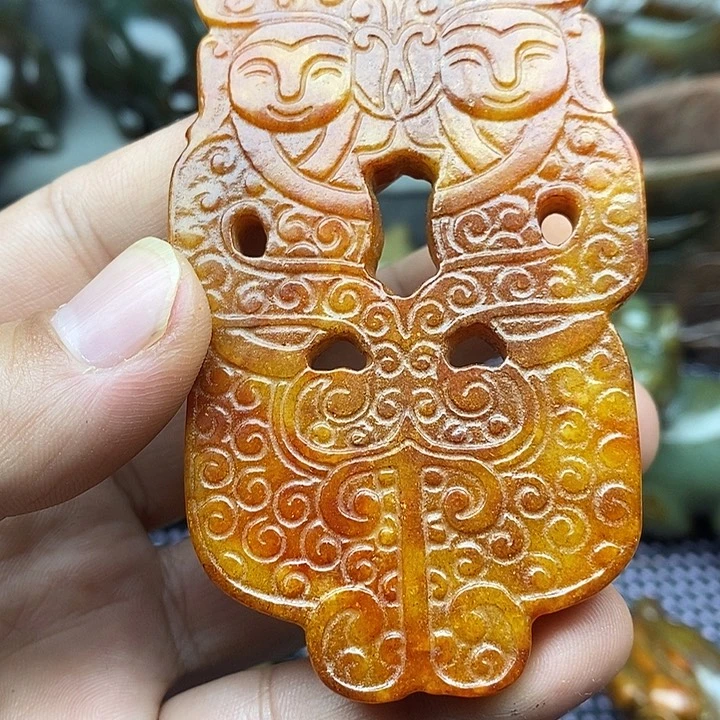 未镶嵌蛇纹石玉颈饰
