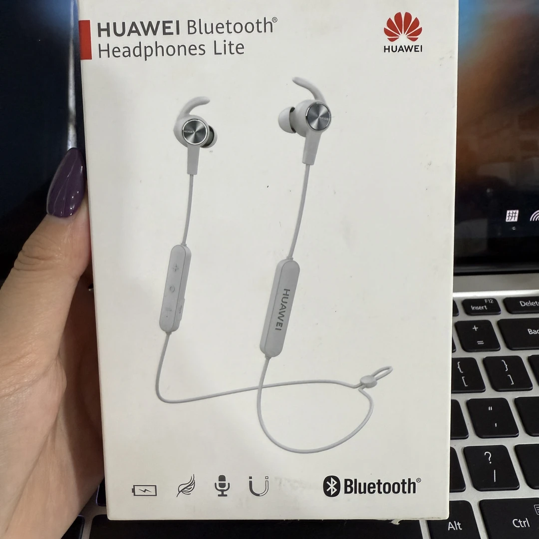 99新 Huawei/华为 AM61蓝牙耳机运动跑步音乐入耳式外版英文外贸