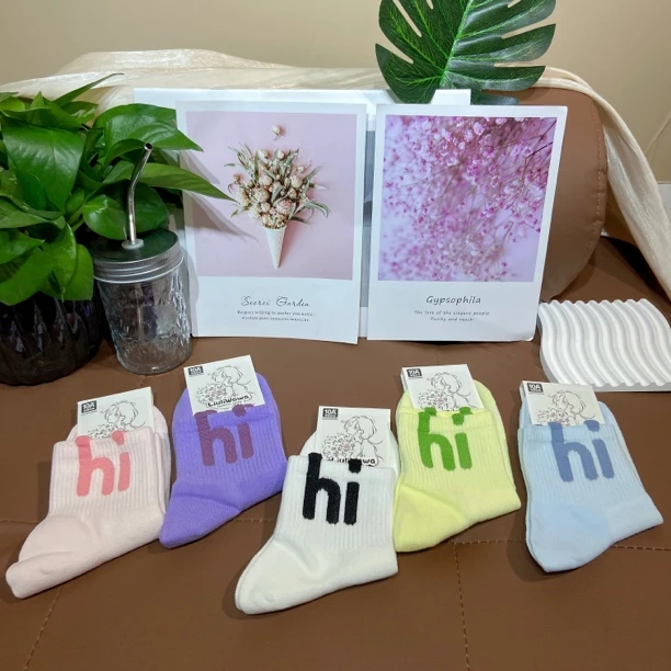 女士中筒纯棉休闲袜四季通用透气防臭时尚百搭